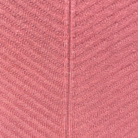 Le Chateau Pink Ribbed Women's Top - Picture 3 of 7